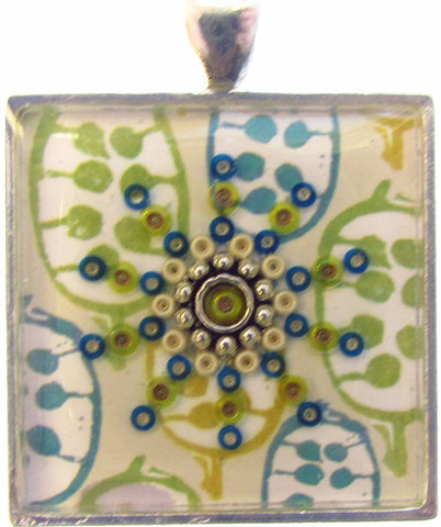 honest pendant