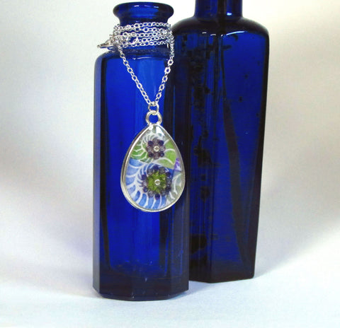 Curl pendant
