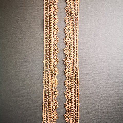 Lacy open braid for gel plate texture making