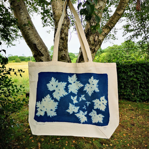 Cyanotype tote bag - large - Geranium design